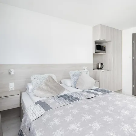 Jasne I Stylowe Z Balkonem W Kolobrzegu Blisko Plazy By Renters Apartman *
