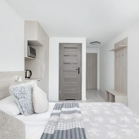 Apartman Jasne I Stylowe Z Balkonem W Kolobrzegu Blisko Plazy By Renters Kołobrzeg