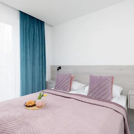 Jasne I Stylowe Z Balkonem W Kolobrzegu Blisko Plazy By Renters Apartman *