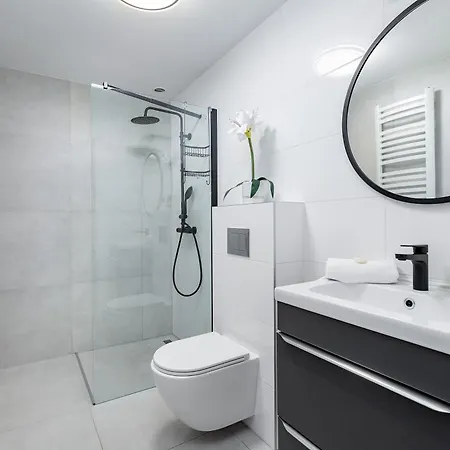 아파트 Jasne I Stylowe Z Balkonem W Kolobrzegu Blisko Plazy By Renters *