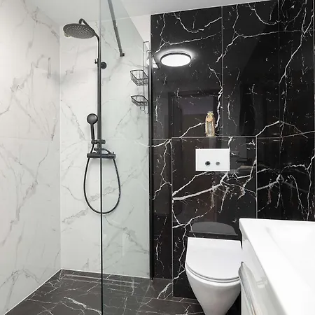 Jasne I Stylowe Z Balkonem W Kolobrzegu Blisko Plazy By Renters 아파트
